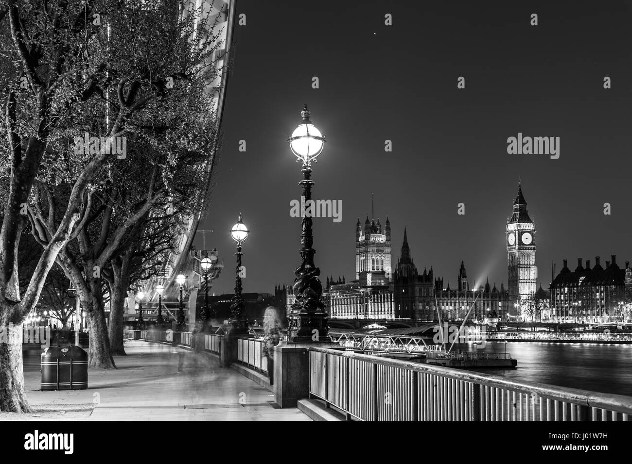 London Eye, Big Ben und Häuser des Parlaments in London, Vereinigtes Königreich. Stockfoto