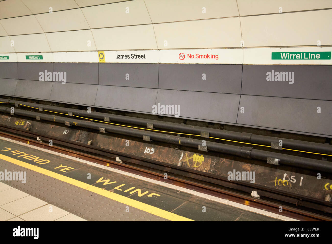 Plattform in der James Street u-Bahn Bahnhof Liverpool UK Stockfoto