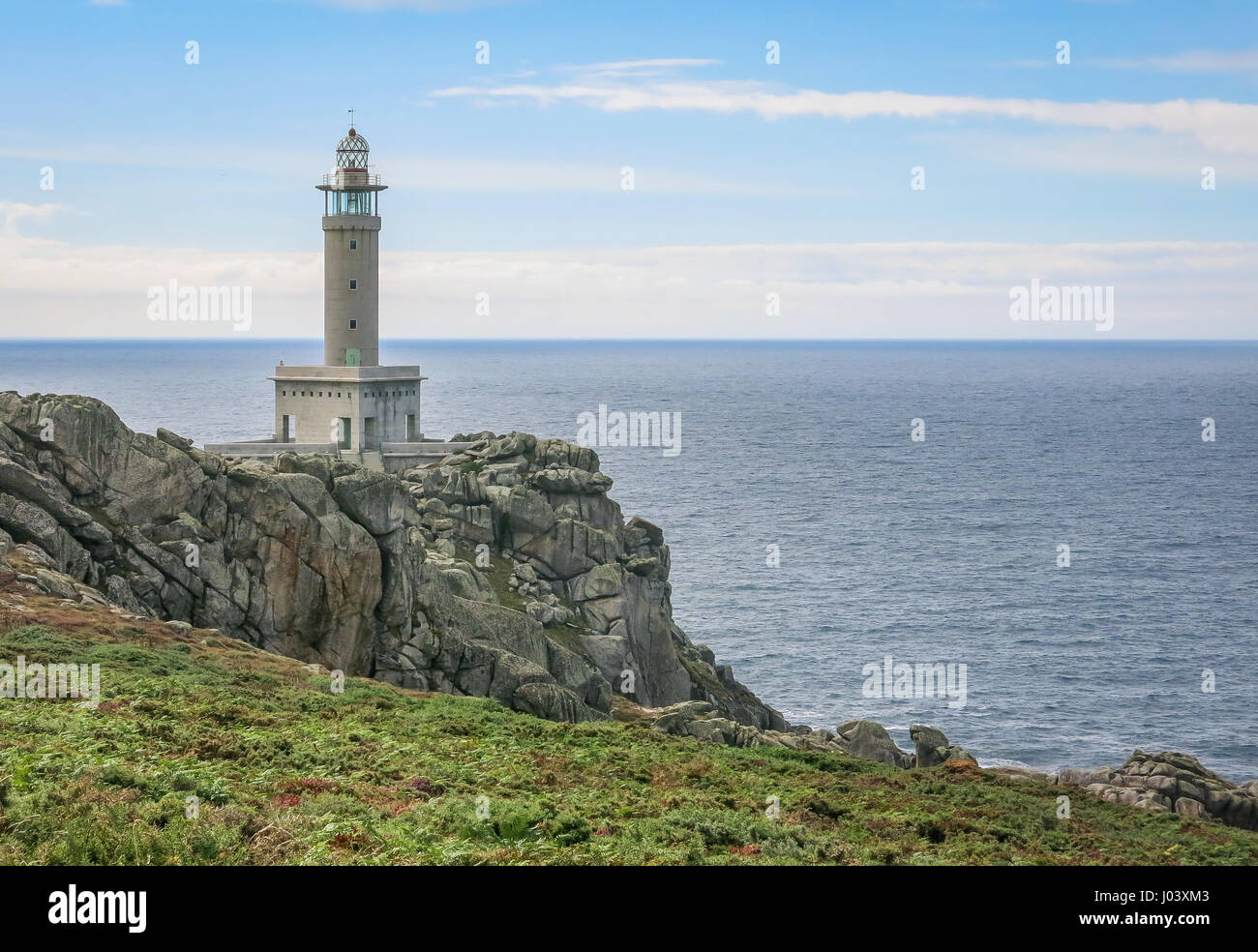 Punta Nariga Leuchtturm in der Nähe von Malpica de Bergantinos, A Coruña Provinz, Galicien Stockfoto