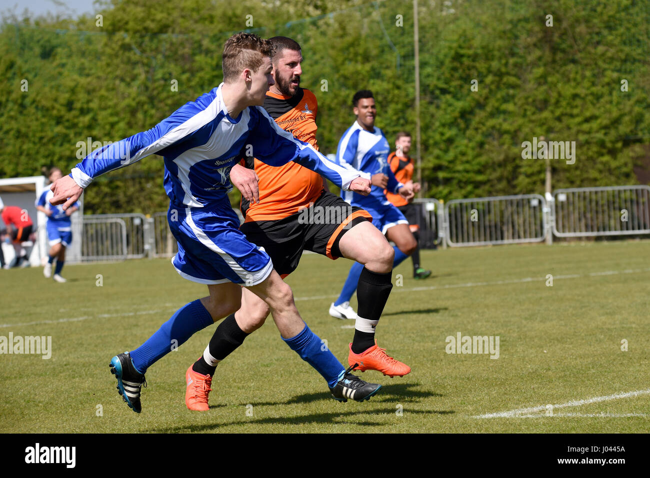 Ryan Green spielen für ein Promi-Fußball-Nationalmannschaft bei einem Benefizspiel bei Bowers und Pitsea Fußballplatz, Essex Geldbeschaffung für St. Lukes Hospice Stockfoto