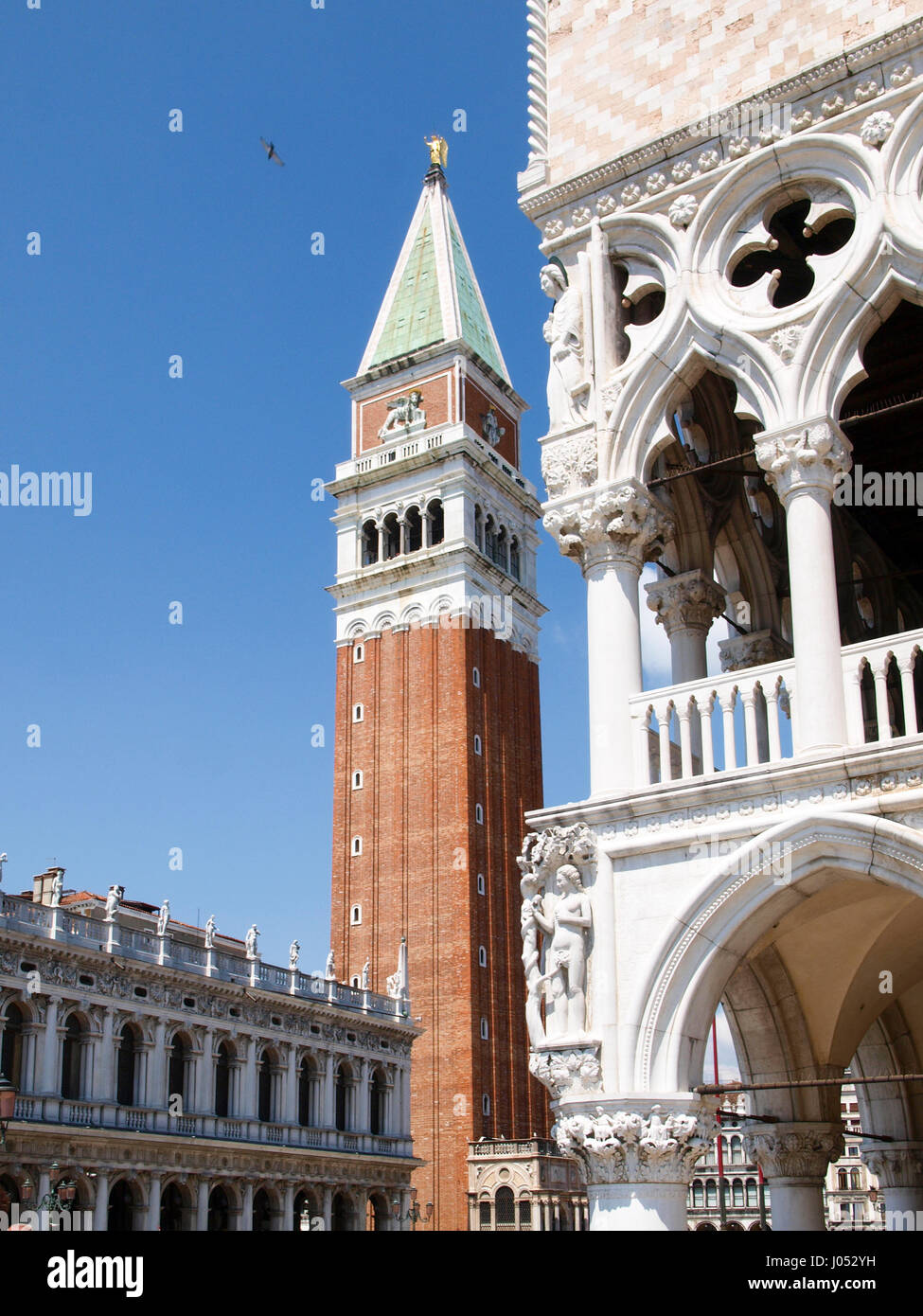 Venezia, Italien - 17. Mai 2016: Campanile der Piazza San Marco Stockfoto