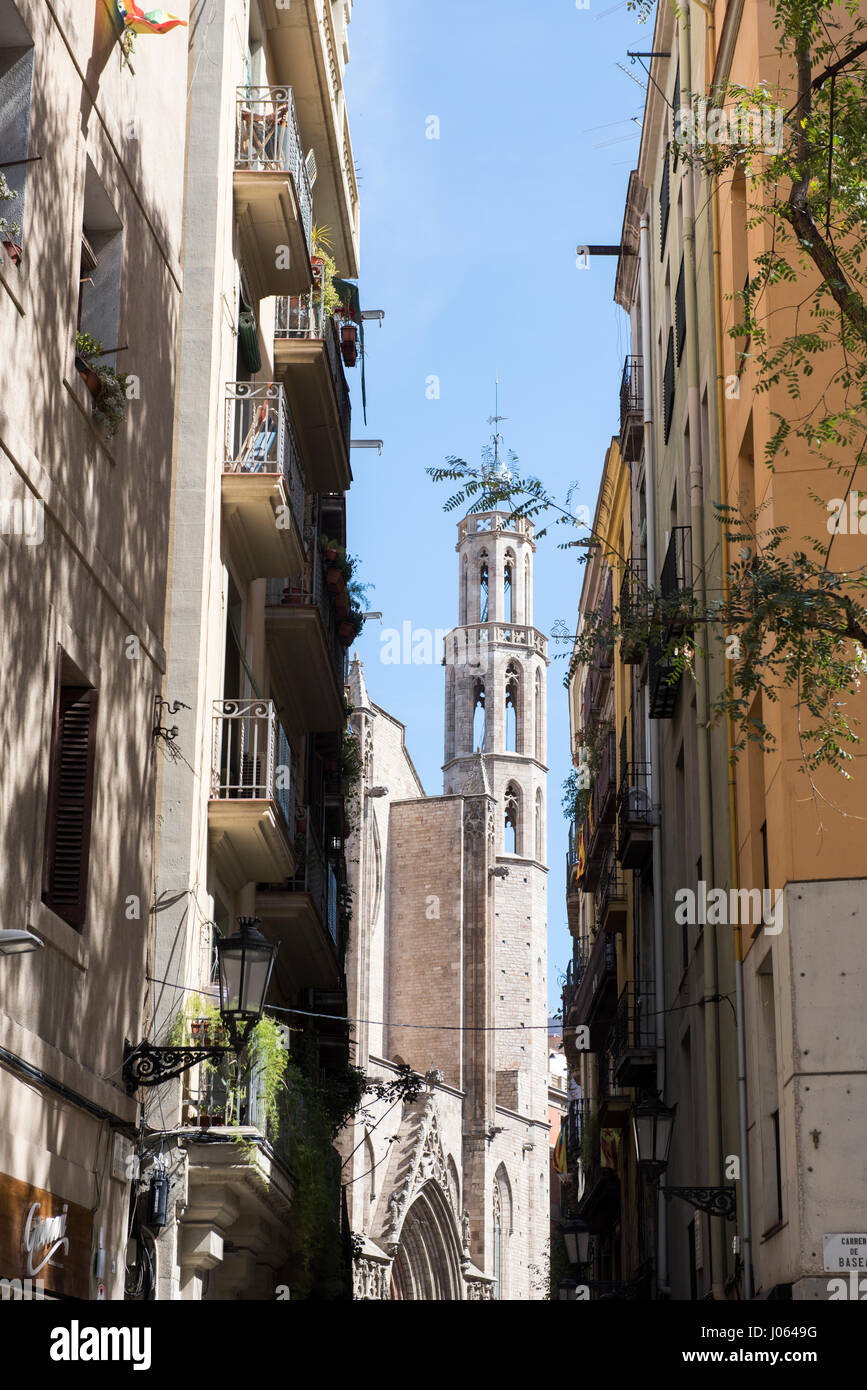 Straße von der Basilika Santa Maria del Mar in der Ribera-Viertel von Barcelona, Spanien-Europa-EU Stockfoto