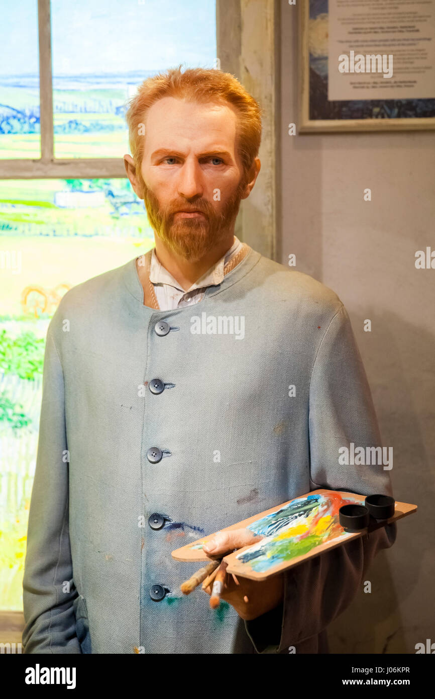 Wachsfigur von Vincent Willem Van Gogh, der niederländische Post-impressionistischen Maler in Madame Tussauds Wachsfigurenkabinett in Amsterdam, Niederlande Stockfoto