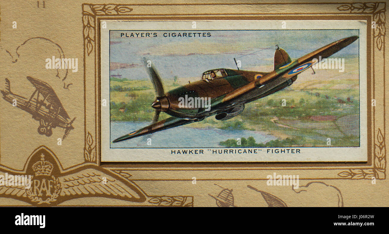 Eine Zigarette Karte eine Hawker "Hurricane" Kämpfer in der Player-Reihe "Flugzeuge der Royal Air Force" 1938 Stockfoto