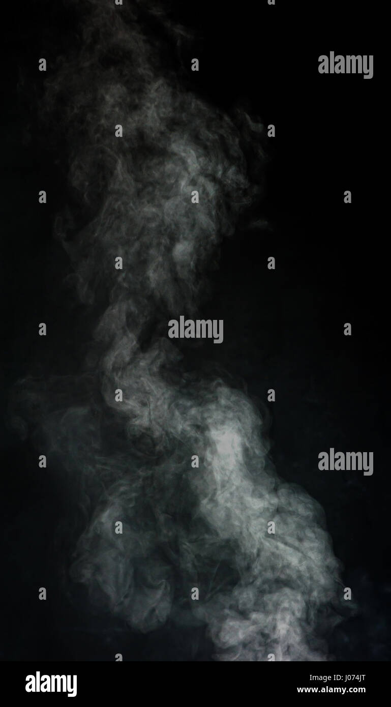 Weißer Rauch auf schwarz Stockfoto