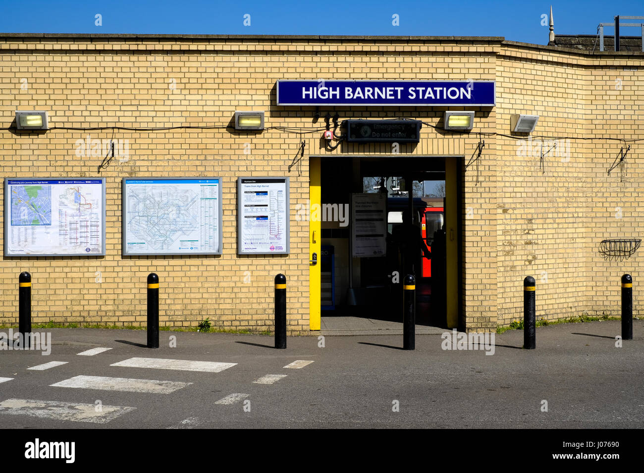 High Barnet Bahnhof Stockfoto