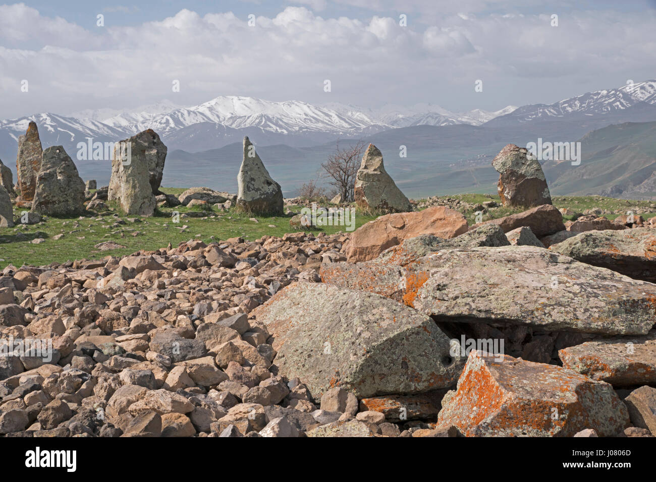 Armenische Stonehenge, Carahunge Steinkreis ist 7500 Jahre alten megalithischen Website für astronomische Beobachtungen. Stockfoto