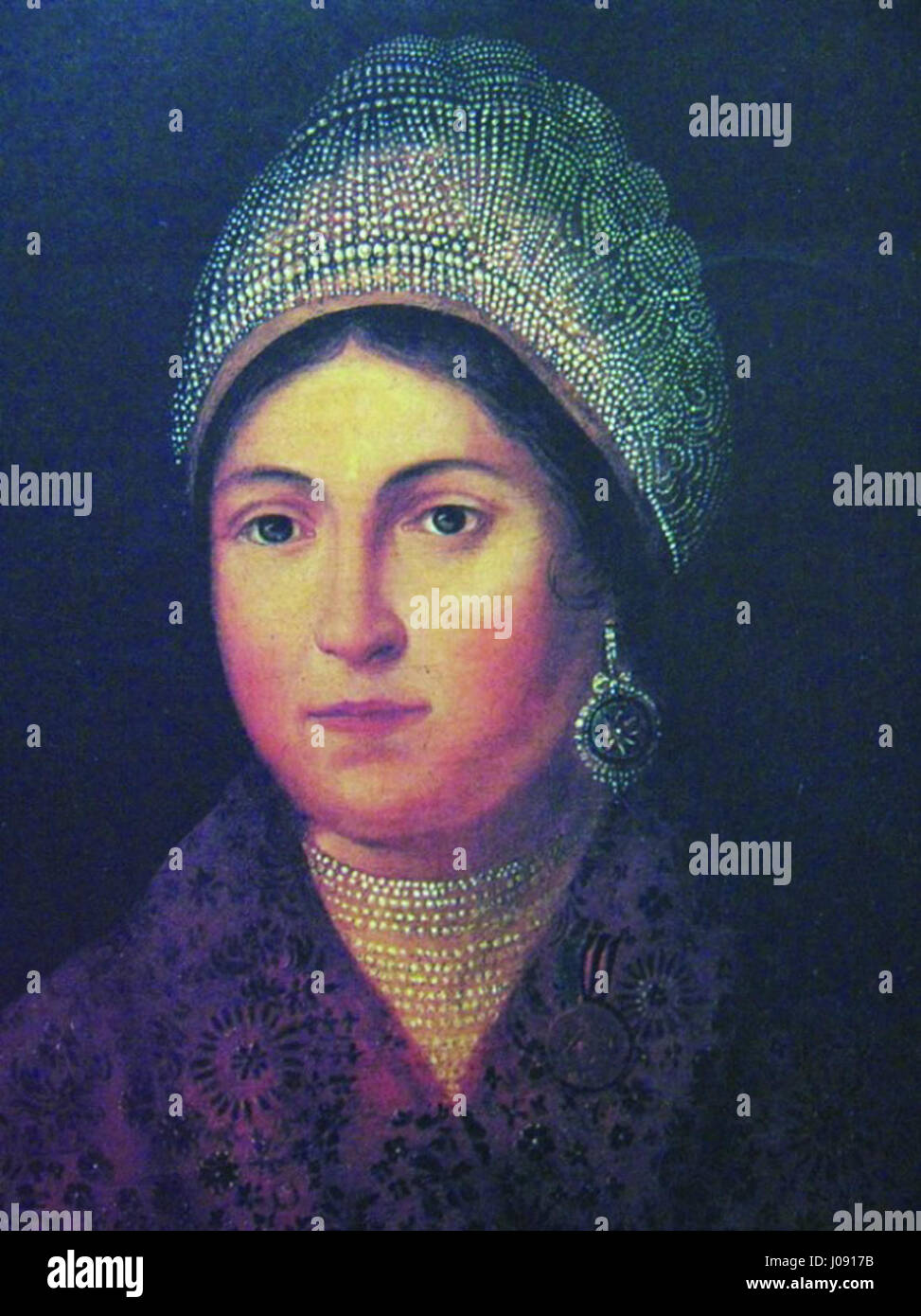 Dieses von Dmitri Lawrow geschaffene Kunstwerk ehrt Juri Gagarin, den ersten Menschen, der ins All reiste. Als Held der Sowjetunion wird Gagarins Pionierleistung in diesem Porträt festgehalten, das seine historische Bedeutung während des Weltraumrennens und der Ära des Kalten Krieges widerspiegelt. Lavrovs Darstellung unterstreicht Gagarins ikonischen Status. Stockfoto