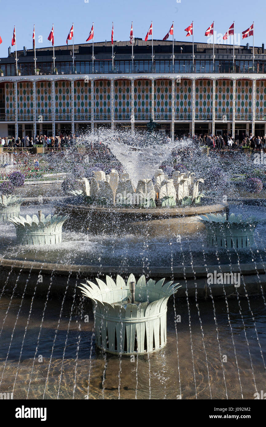 der Tivoli Konzerthalle mit Brunnen, Copenhagen Stockfoto
