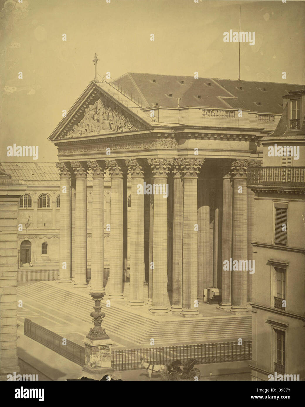 Das Panthéon in Paris, ursprünglich eine Kirche, fungiert heute als Mausoleum mit den Überresten von französischen Bürgern, die das kulturelle Erbe Frankreichs widerspiegeln. Stockfoto