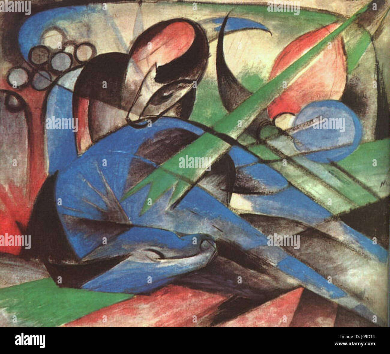 Franz Marcs Träumendes Pferd erforscht die symbolische Darstellung von Tieren, indem er Farbe und Abstraktion verwendet, um Emotionen und Innenleben auszudrücken. Stockfoto