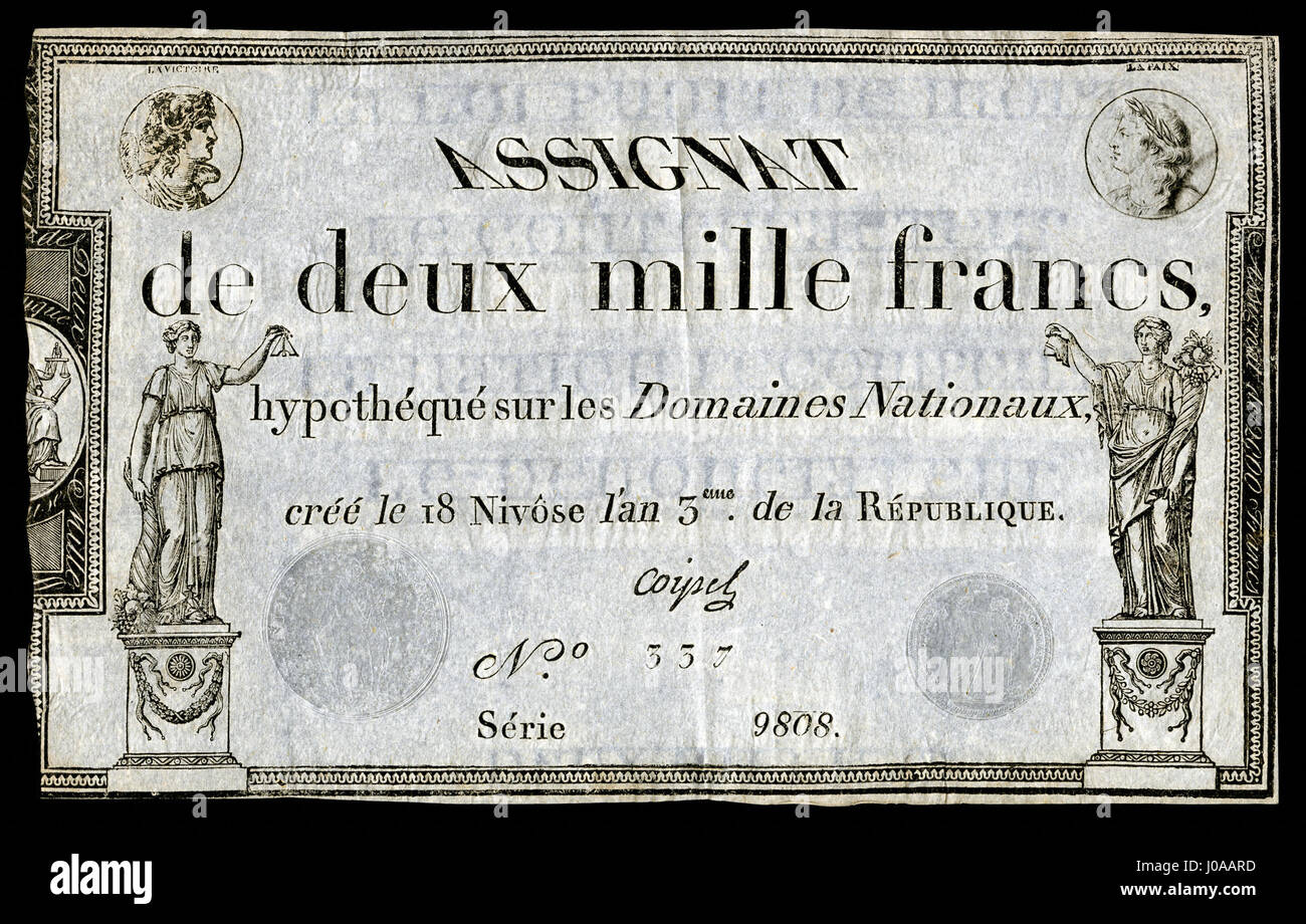 Dies ist eine 2000-Franc-Banknote aus dem Jahr 1795, die während der Französischen Republik ausgegeben wurde. Die Notiz zeigt komplizierte Designs und Symbole, die für die revolutionäre Ära in Frankreich repräsentativ sind. Stockfoto