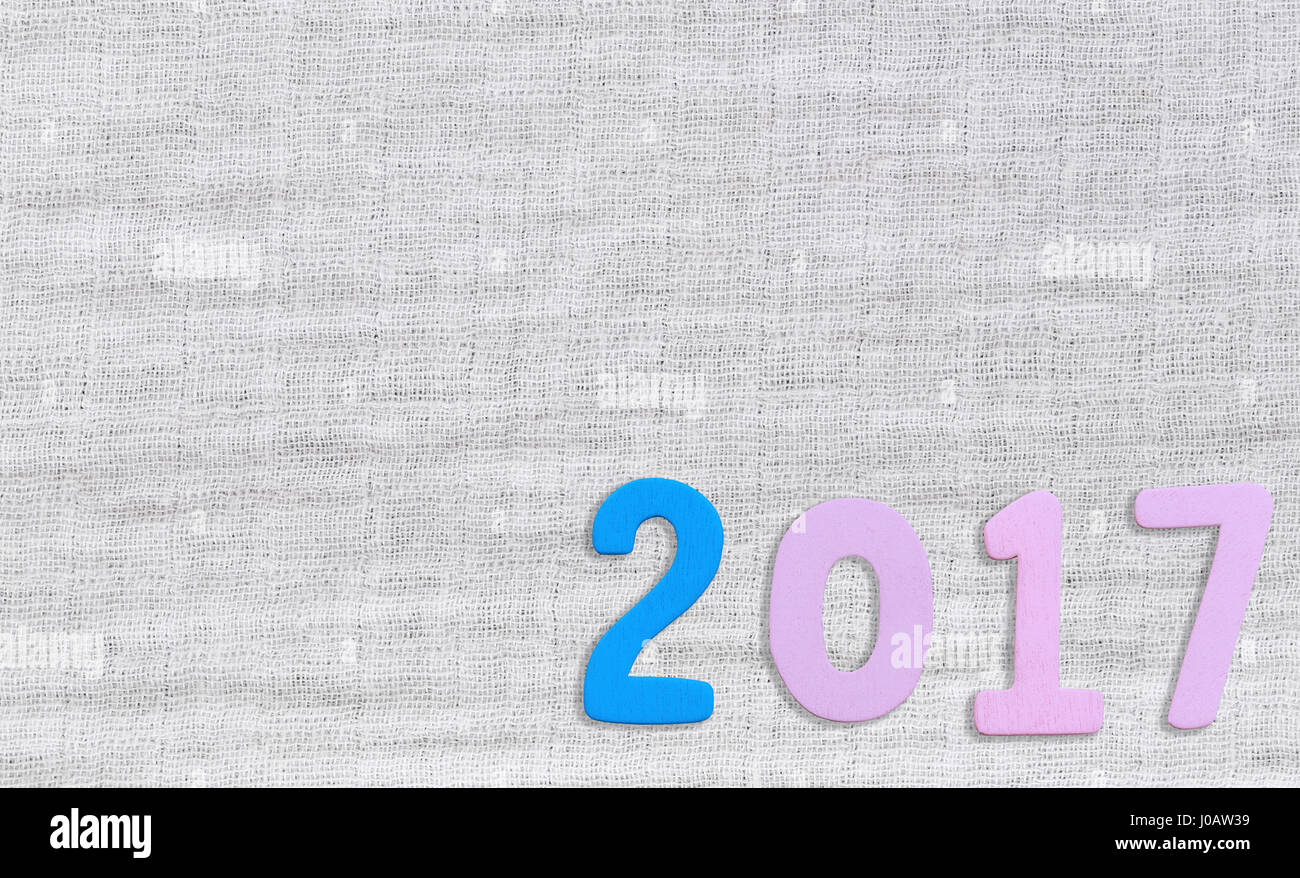 Anzahl der 2017 auf weißes Tuch Hintergrund im Konzept des neuen Jahres. Stockfoto
