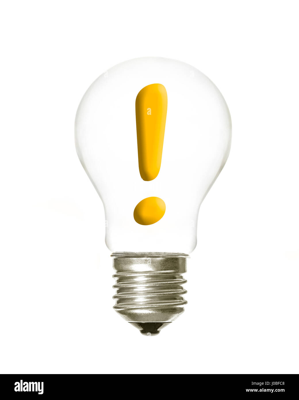 eine Glühbirne mit dem Ausrufezeichen-Symbol im Inneren auf weißem Hintergrund Stockfoto