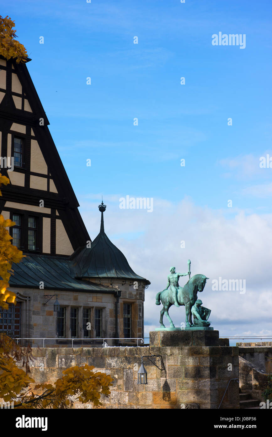Exterieur der Veste Coburg im Herbst, eine der größten Burgen in Deutschland. Stockfoto