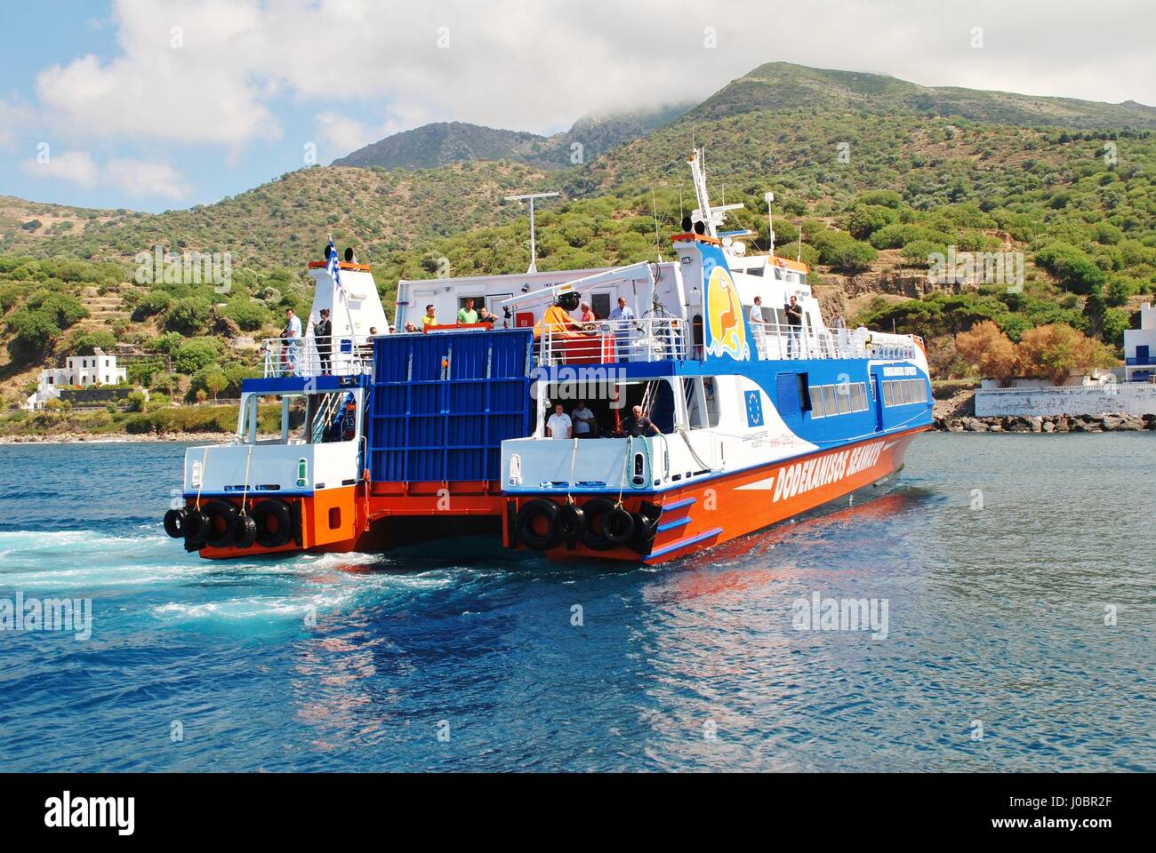 Dodekanisos Seaways Katamaran Fahre Dodekanisos Express Kommt Am Mandraki Hafen Auf Der Griechischen Insel Nisyros Das Schiff Wurde Im Jahr 2000 Gebaut Stockfotografie Alamy