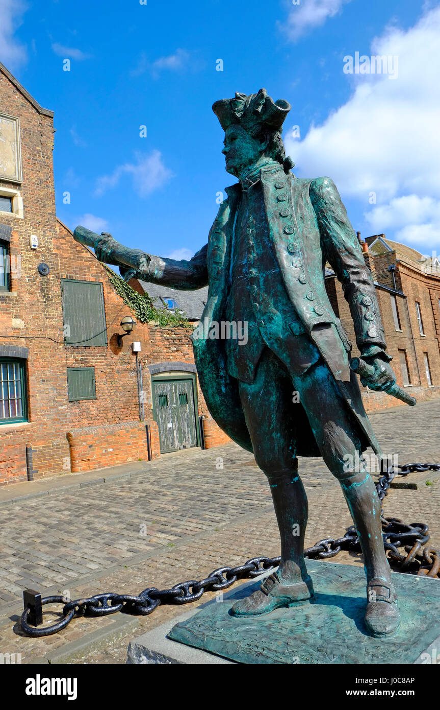 Statue von Kapitän George Vancouver, Purfleet Kai, Kings Lynn, West Norfolk, England Stockfoto