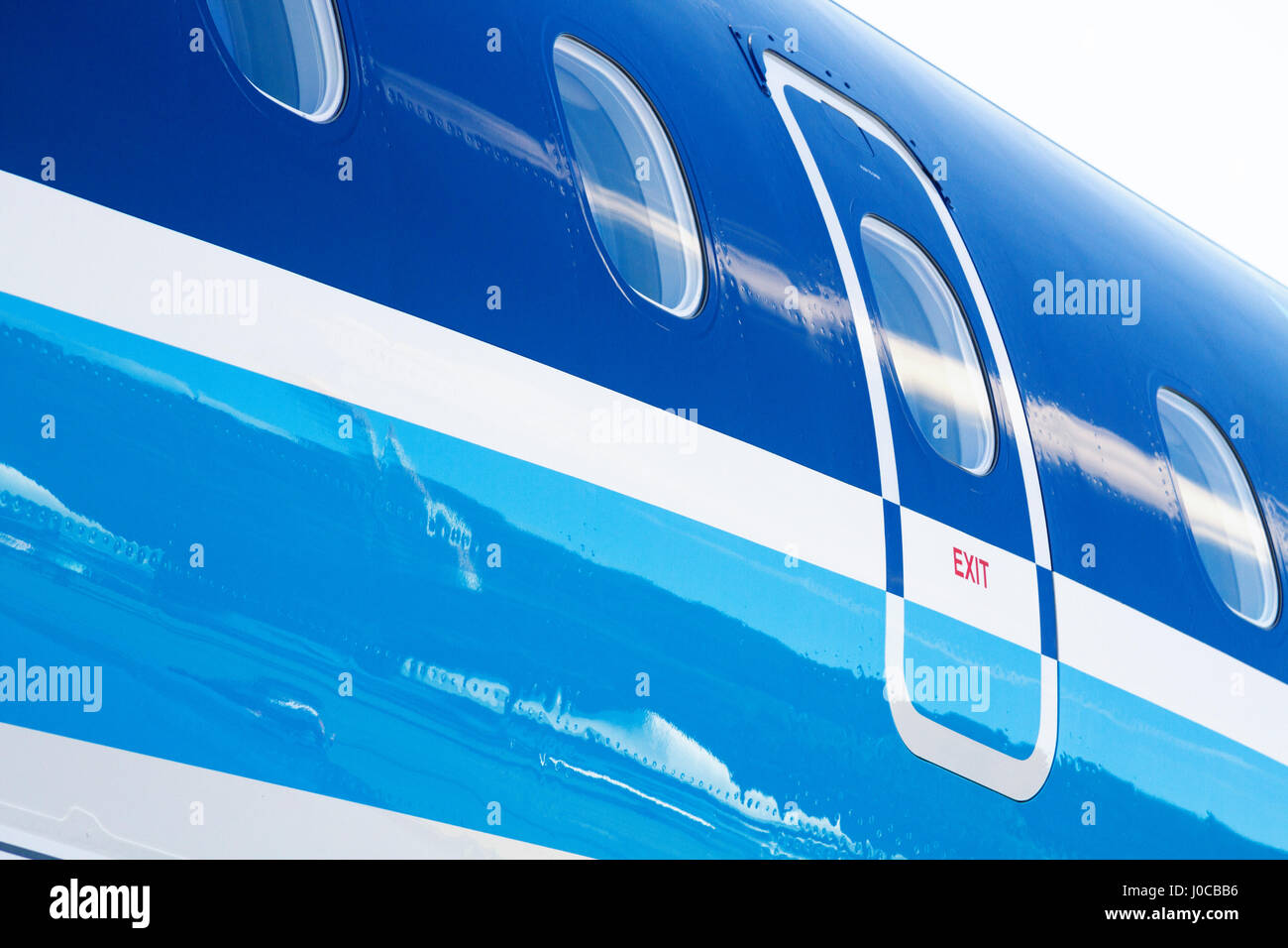 Flugzeug Ausfahrt Tür Nahaufnahme Stockfoto