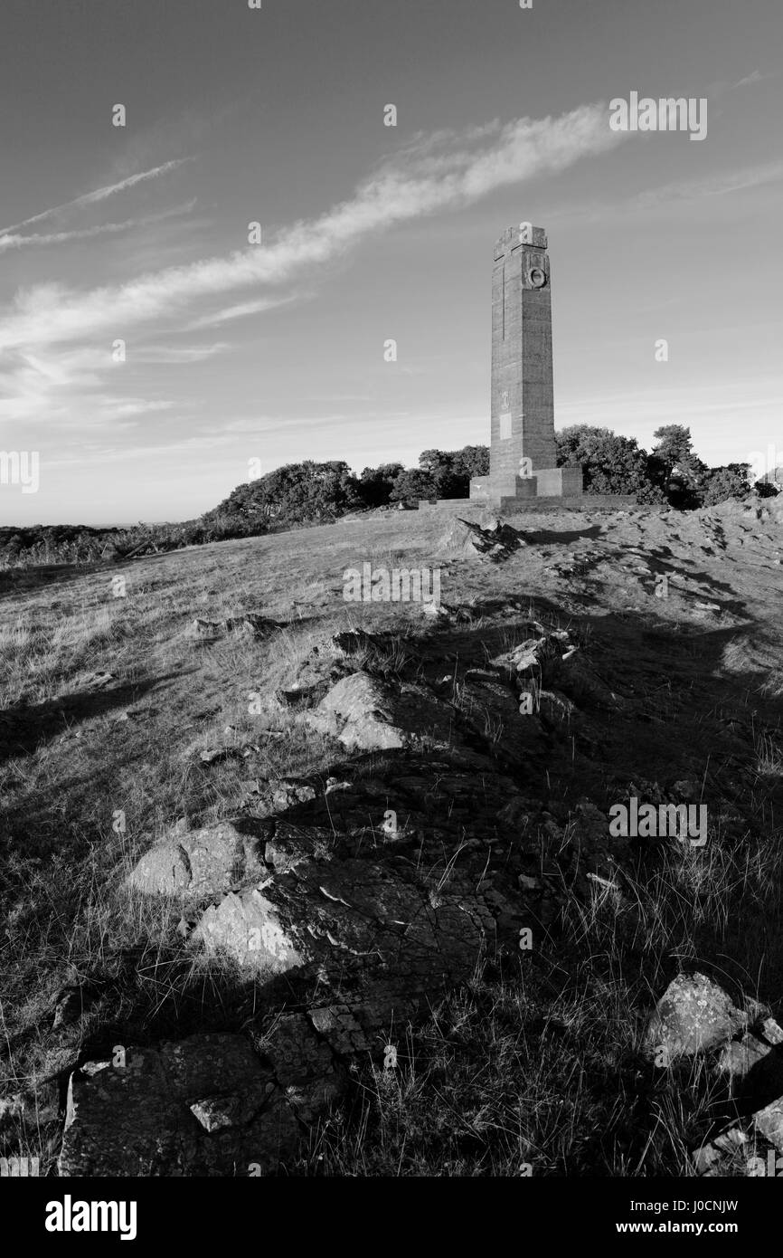 Sonnenuntergang über der Leicestershire Yeomanry Regiment Denkmal, Bradgate Park Charnwood Forest, Leicestershire, England Stockfoto
