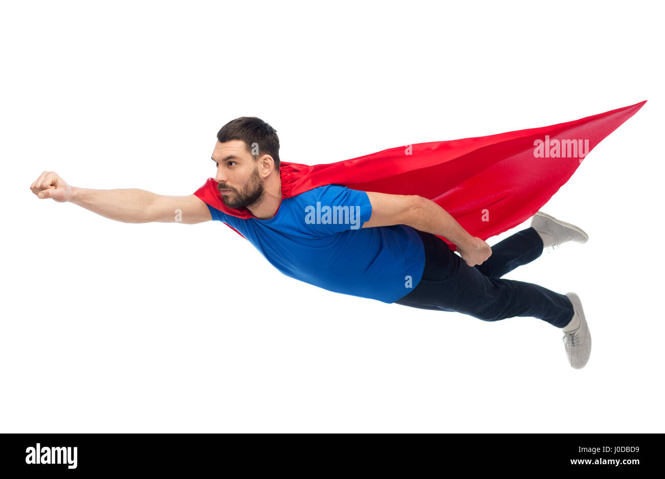 Mann in rote Superheld Kap fliegen in der Luft Stockfoto