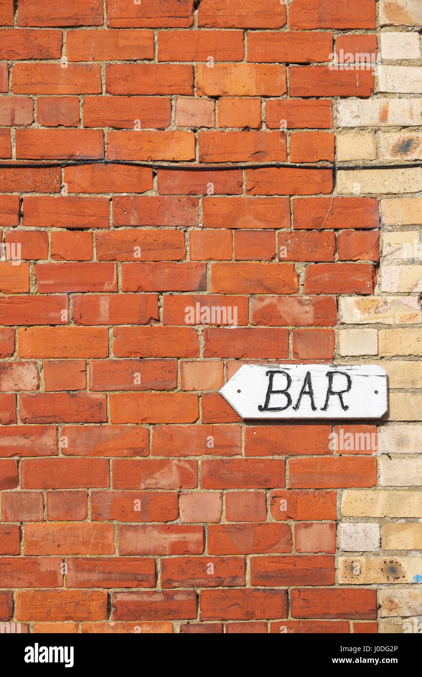 Wegweiser für Bar Pub Inn in UK Stockfoto