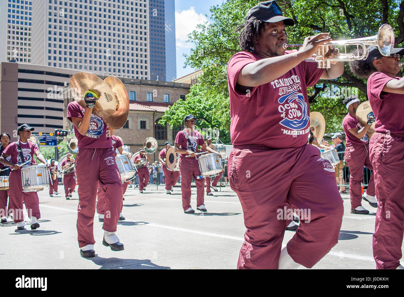 8. April 2017, Houston, Texas: Texas Southern University Band spielt während der 30. jährliche Kunst-Parade Stockfoto