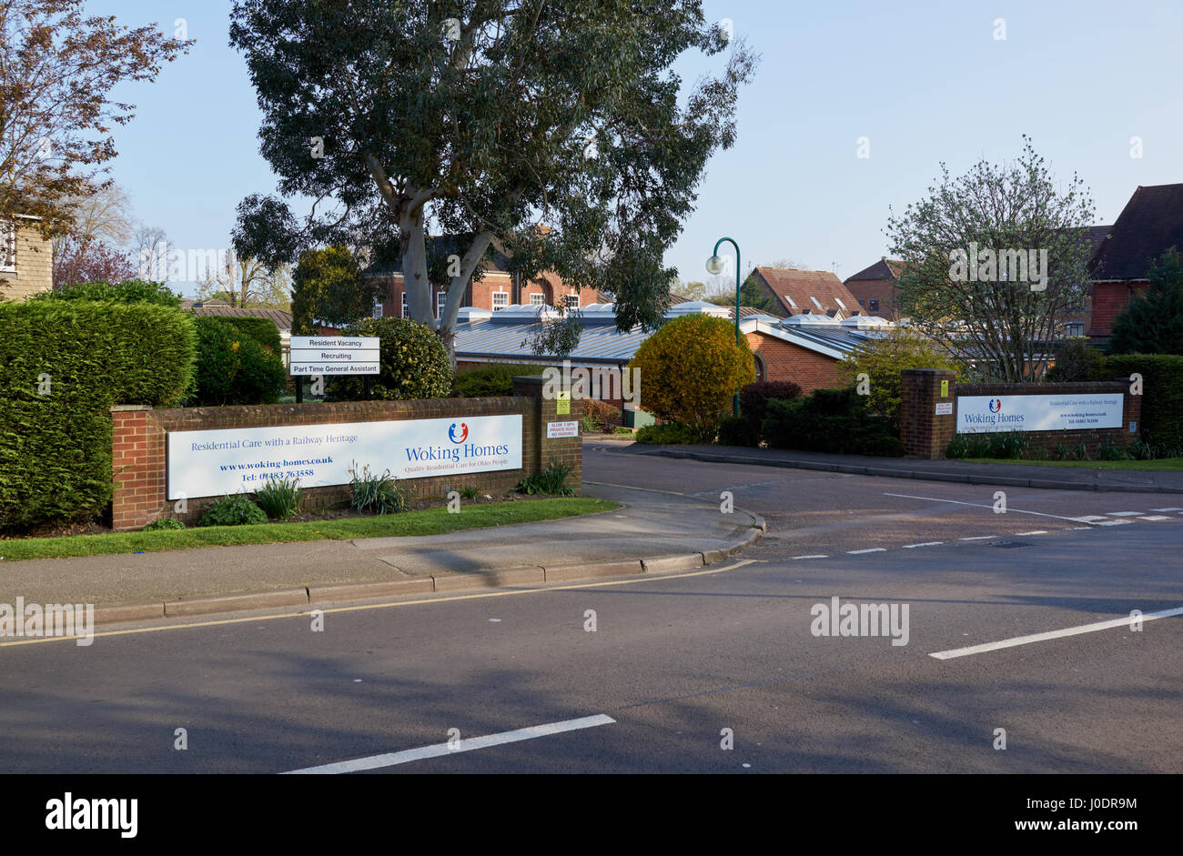 Woking Häuser vollstationäre Pflege mit einem Eisenbahn-Erbe, Woking, Großbritannien Stockfoto