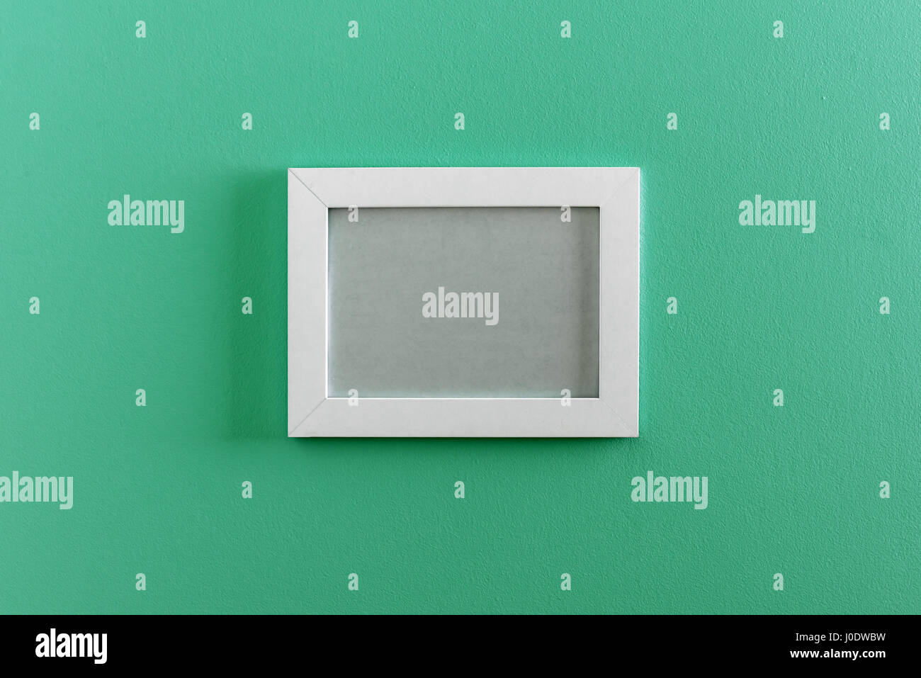 leere Bilderrahmen an Wand Stockfoto