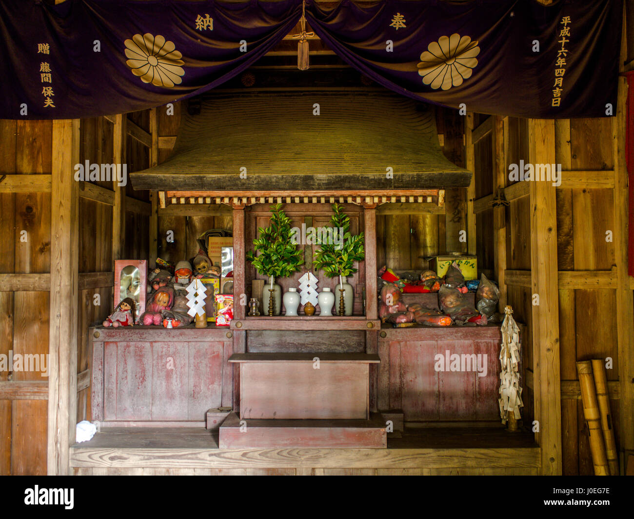 Innere des Shinto-Schrein bauen, Sashiogi, Saitama, Japan Stockfoto