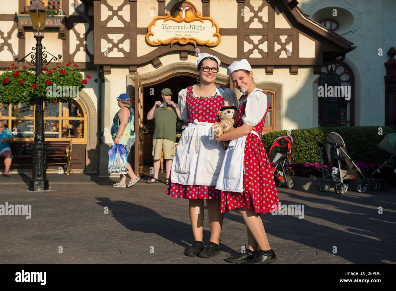 Germany pavilion disney -Fotos und -Bildmaterial in hoher Auflösung – Alamy