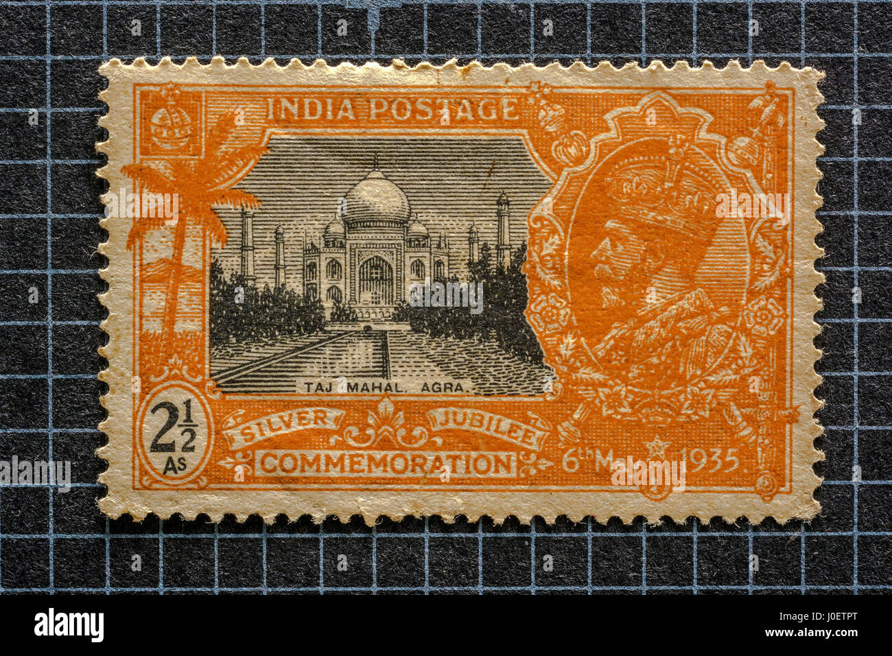 Silver Jubilee Gedenkfeier 1935 Taj Mahal Agra, 2,5 anna Briefmarken, Indien, Asien Stockfoto