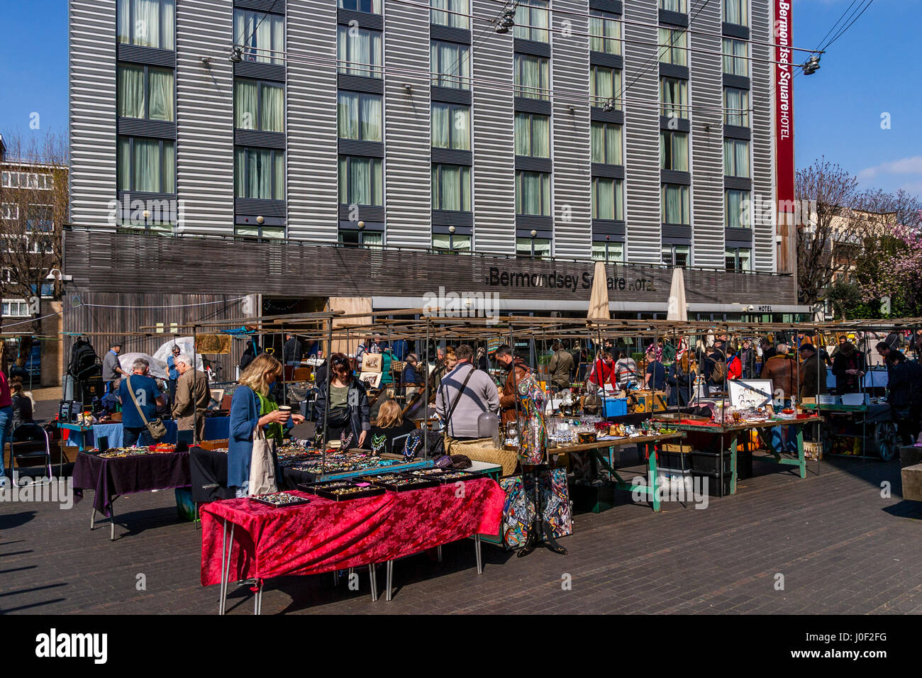 Bermondsey Square Antiquitätenmarkt, London, England Stockfoto