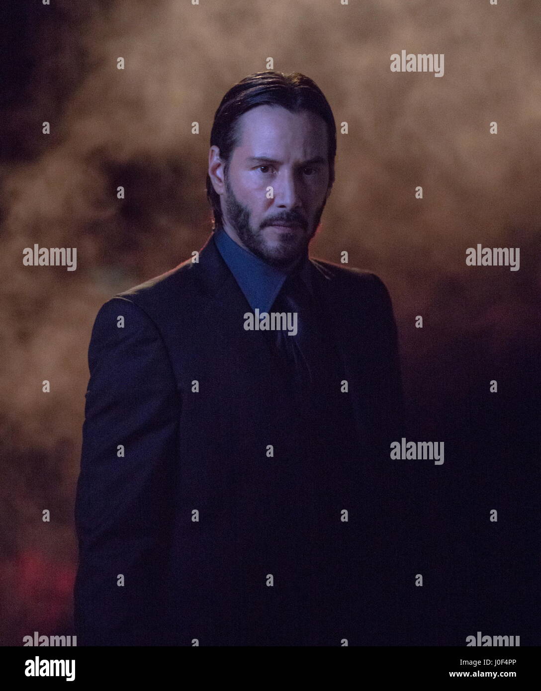 ELEASE Datum: 10. Februar 2017 Titel: John Wick: Kapitel 2 STUDIO: Direktor: Chad Stahelski PLOT: die anhaltende Abenteuer des ehemaligen Hitman John Wick Darsteller: Keanu Reeves als John Wick. (Credit: © Lionsgate/Unterhaltung Bilder) Stockfoto