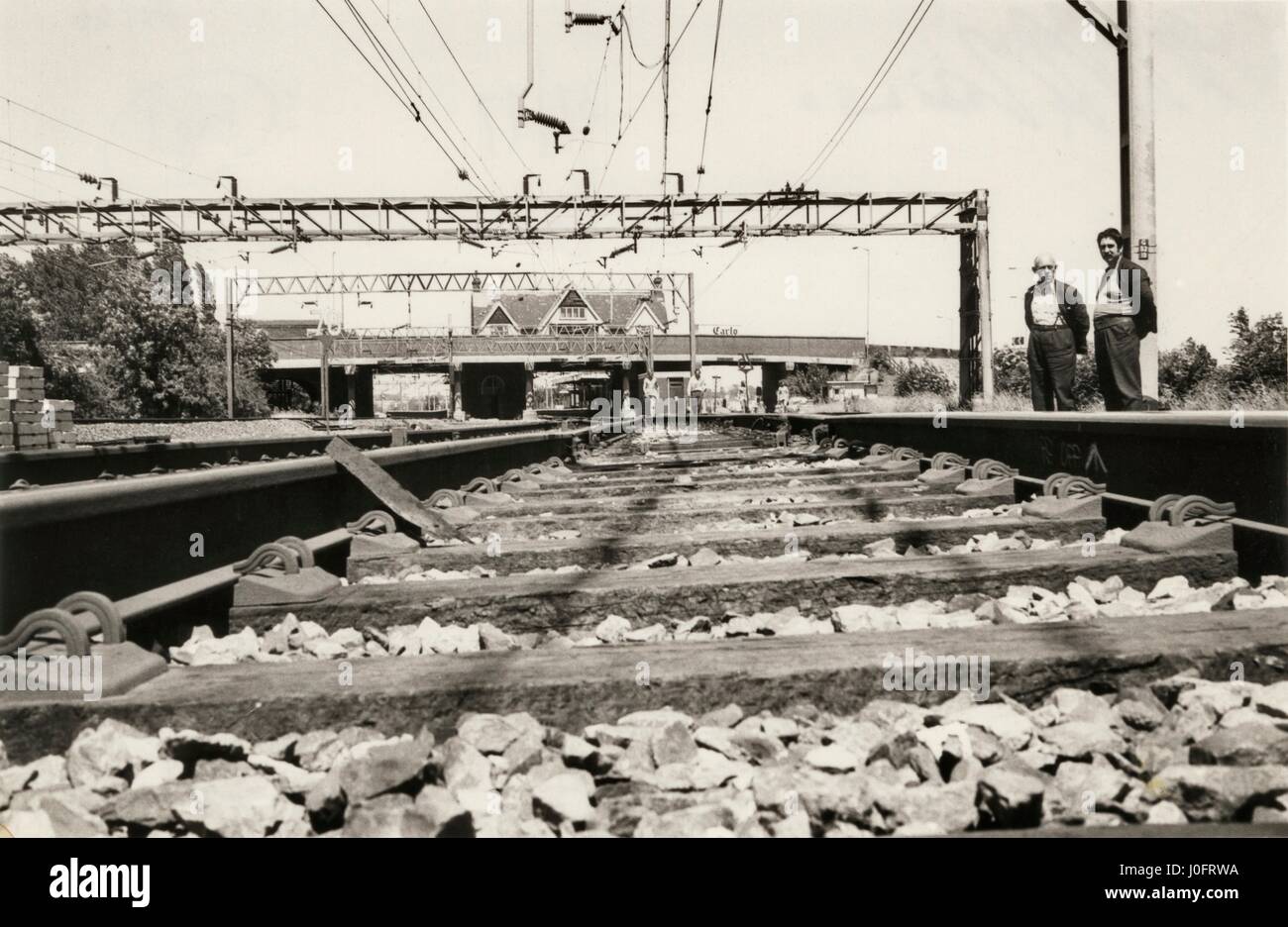 Abschnitt der Eisenbahnstrecke zeigt abgeschnittene Gelenke Stockfoto