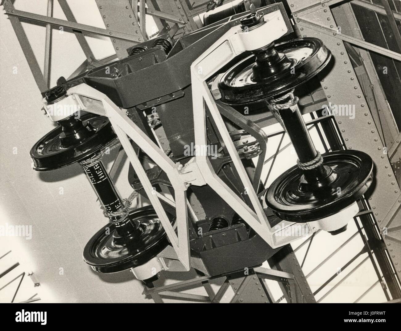 Meter messen Kreuz verspannt Drehgestell gebaut von British Rail Engineering Ltd Stockfoto