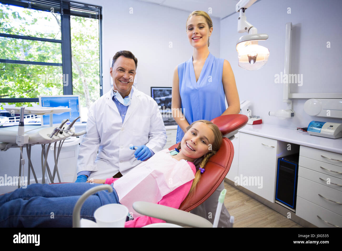 Zahnarztklinik Fotos und Bildmaterial in hoher Auflösung Alamy