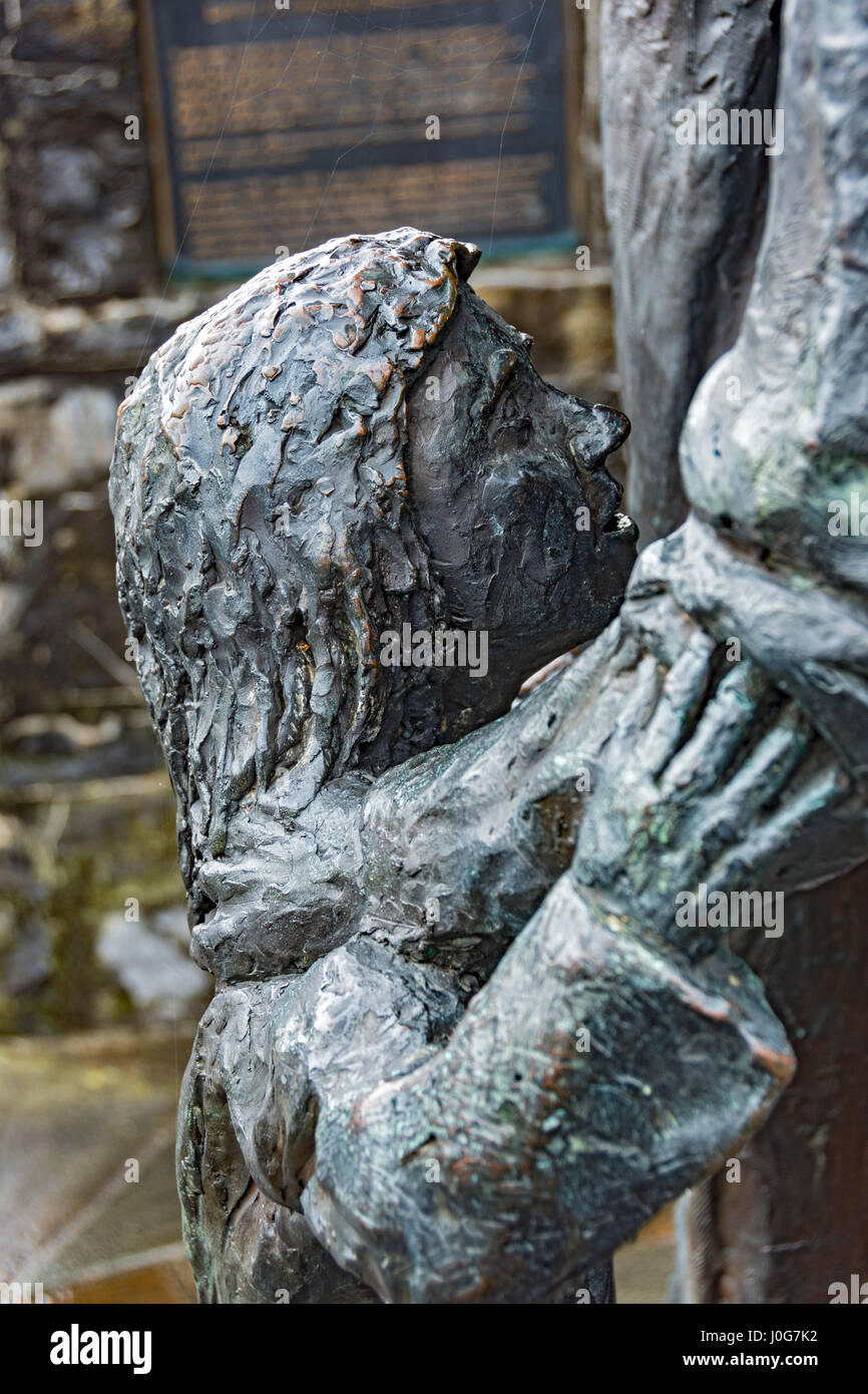 Die Hungersnot-Familie, eine Skulptur von Niall Bruton. Sligo Stadt, County Sligo, Irland Stockfoto