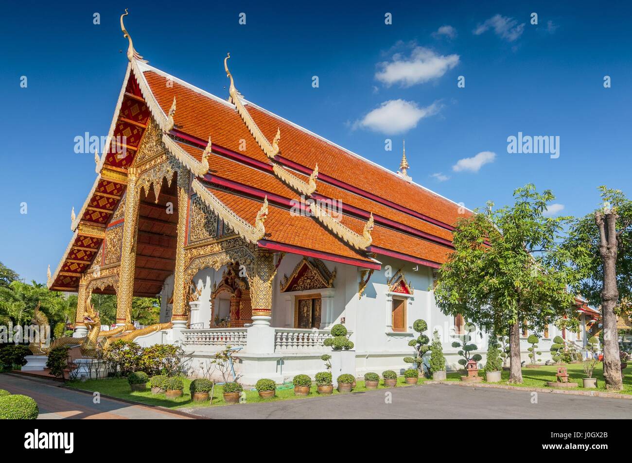 Wihaan-Luang-Gebäude in Wat Phra Singh Komplex, Chiang Mai, Thailand. Stockfoto