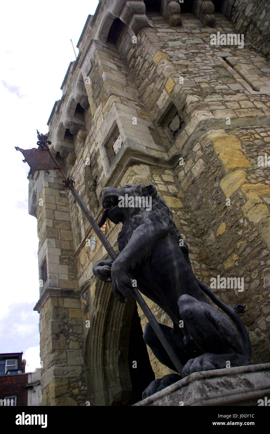 Southampton ist an der Südküste Englands und ist die größte Stadt in der zeremoniellen Grafschaft Hampshire Stockfoto