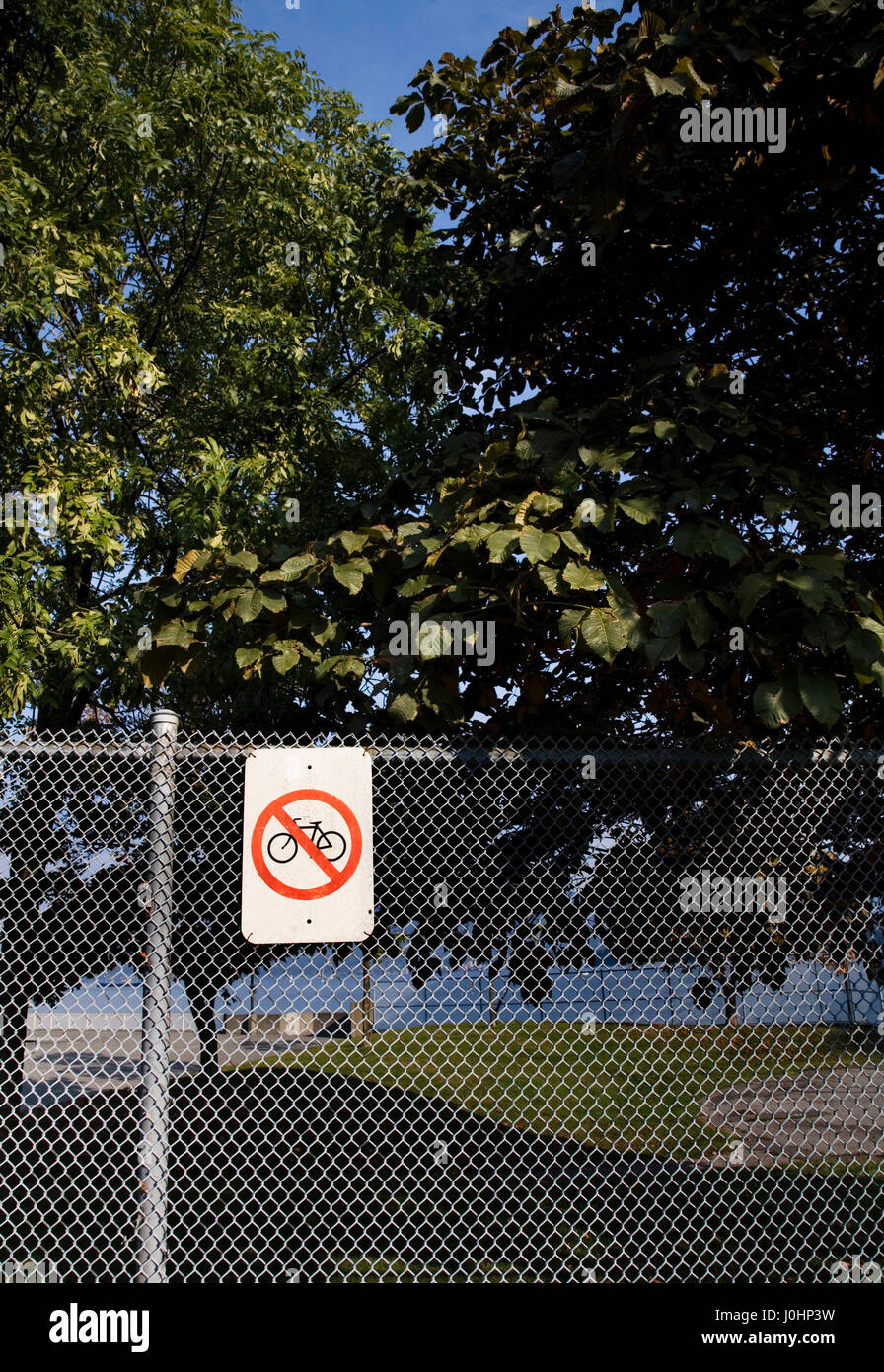 Kein Fahrrad Schild am Park.  Vancouver BC Kanada Stockfoto