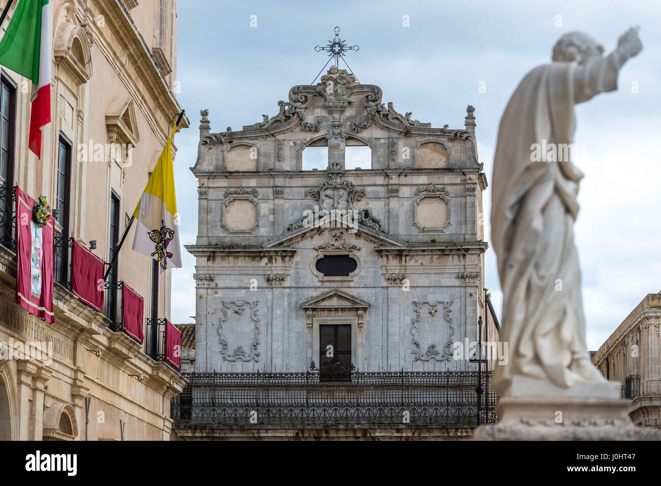 Duomo di santa lucia Fotos und Bildmaterial in hoher Auflösung
