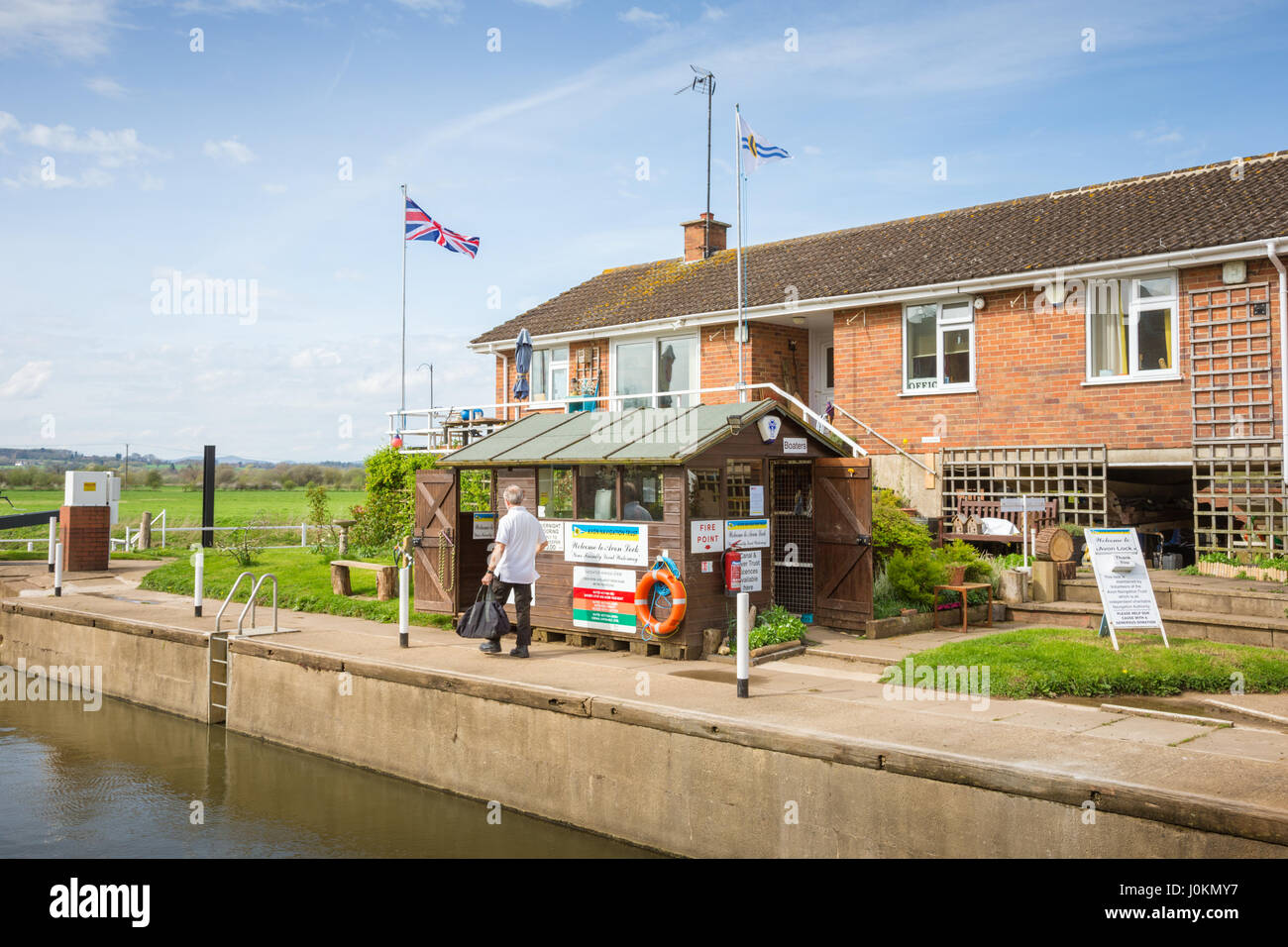 Lock und Lock Keeper Hütte, Tewkesbury, Gloucestershire UK Großbritannien Stockfoto