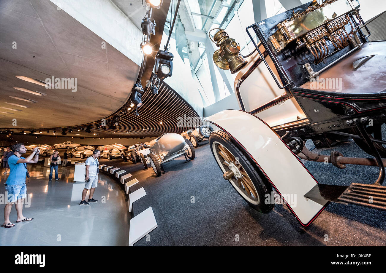 Bei der Ausstellung des Mercedes-Benz Museums Stockfoto