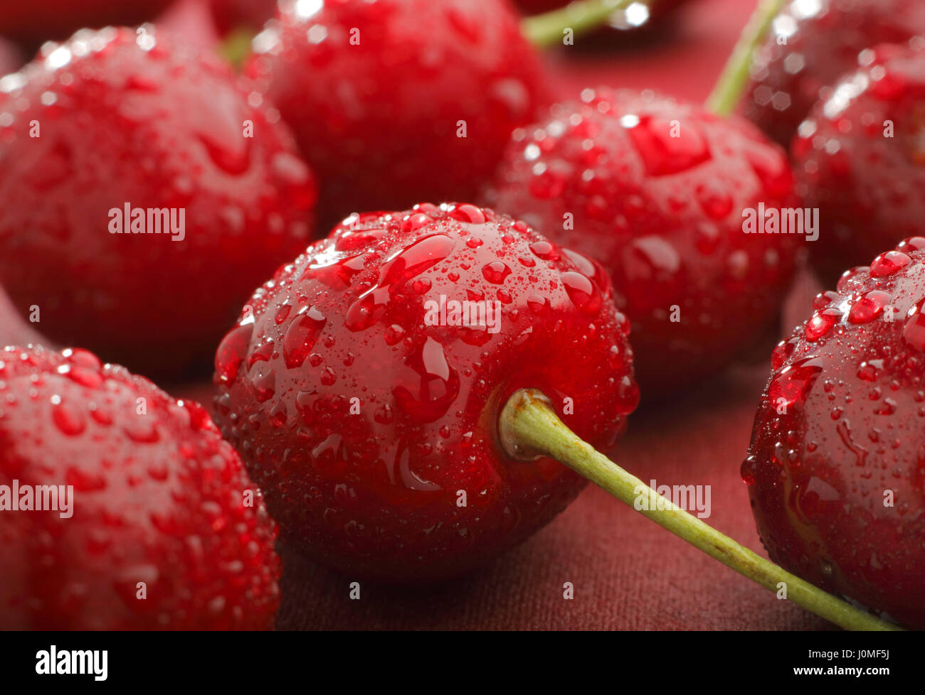 Süßkirschen Detail nass. Nahaufnahme. Stockfoto