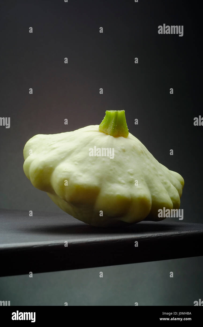 Stillleben mit Pattypan Squash. Stockfoto
