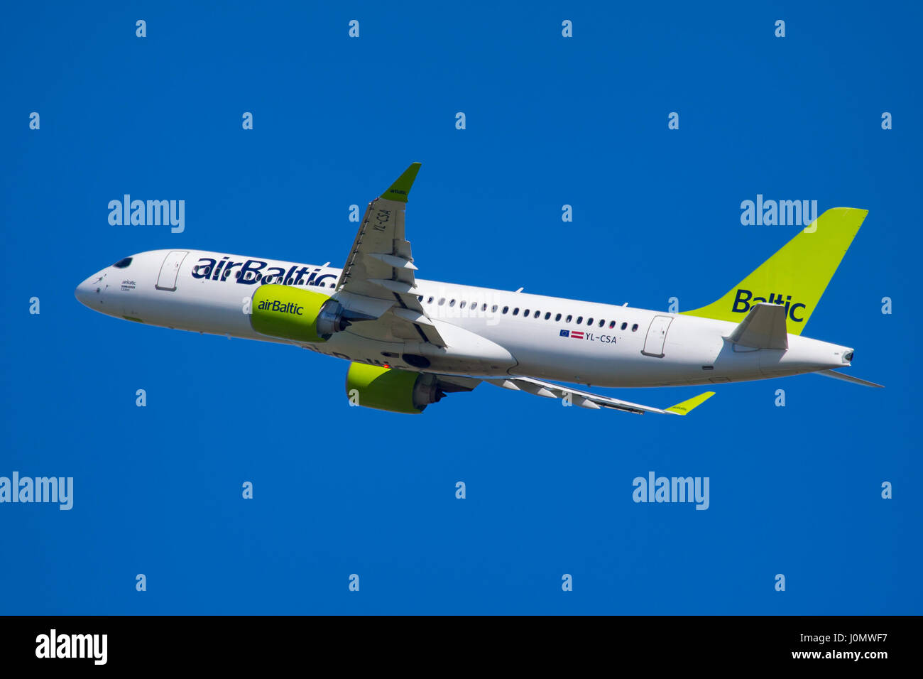 Air Baltic CS300 Lettland Stockfoto