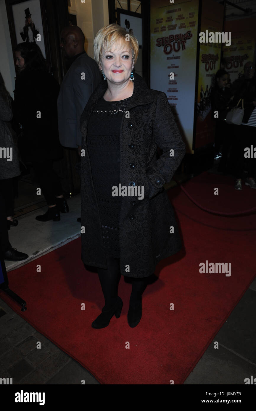 Presse-Nacht im Vaudeville Theatre - Ankünfte mit heraustreten: Maria Friedman wo: London, Vereinigtes Königreich bei: 14. März 2017 Stockfoto