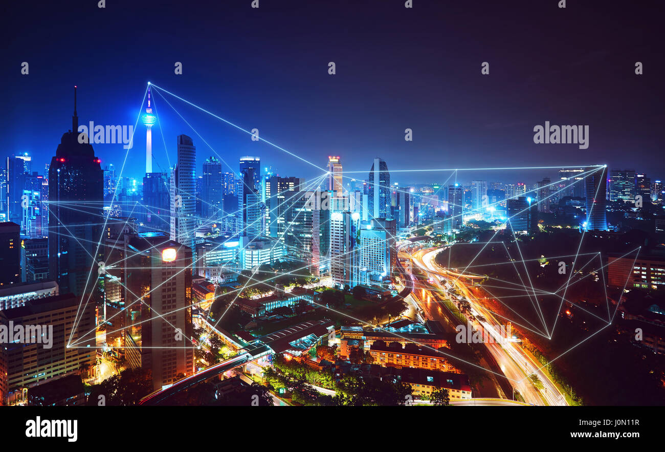 Schöne Stadt Skyline Blick mit Netzwerk-Verbindung-Konzept, Kuala Lumpur, Malaysia. Stockfoto