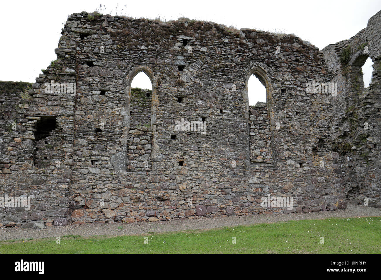 Teilweise zugemauert Windows in Dunbrody Abbey, ein ehemaliges Zisterzienserkloster in County Wexford, Irland (Eire). Stockfoto