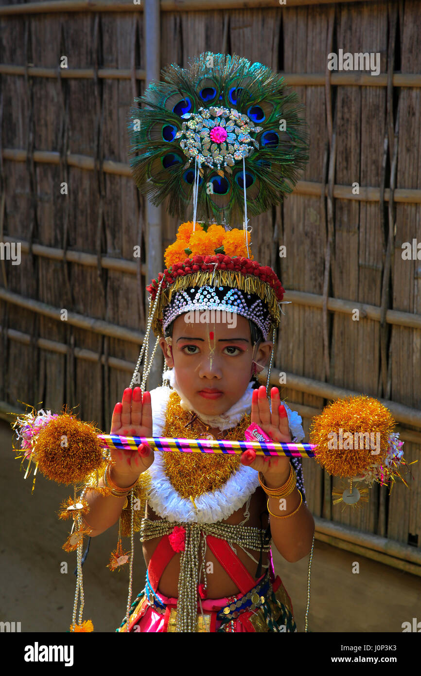 Manipuri jungen gekleidet als Krishna, auf Ras LeelaFestival in